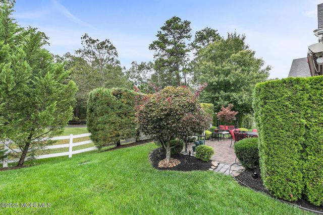 99 Gables Way, Jackson, NJ 08527