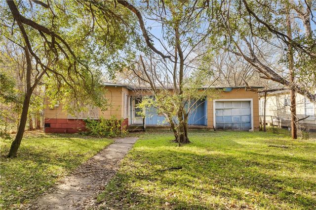 1302 North Sims Avenue, Bryan, TX 77803