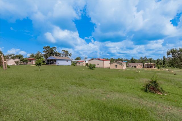 279 S Oak Lee Drive, Onalaska, TX 77360