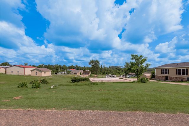 279 S Oak Lee Drive, Onalaska, TX 77360