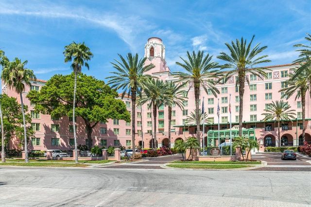 210 5TH AVENUE S 403, St Petersburg, FL 33701