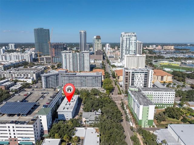210 5TH AVENUE S 403, St Petersburg, FL 33701