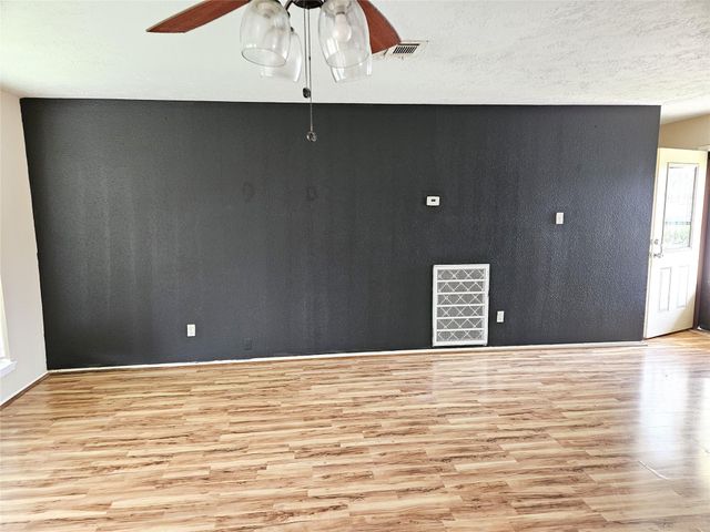 17302 Heritage Bay Drive, Webster, TX 77598