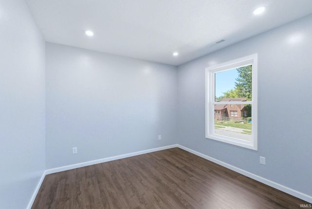 3319 Euclid Avenue, Fort Wayne, IN 46806