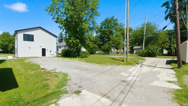 3319 Euclid Avenue, Fort Wayne, IN 46806