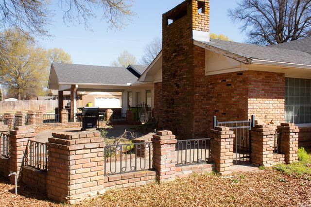 2104 Weidner Street, Stuttgart, AR 72160