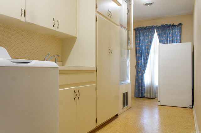 2104 Weidner Street, Stuttgart, AR 72160