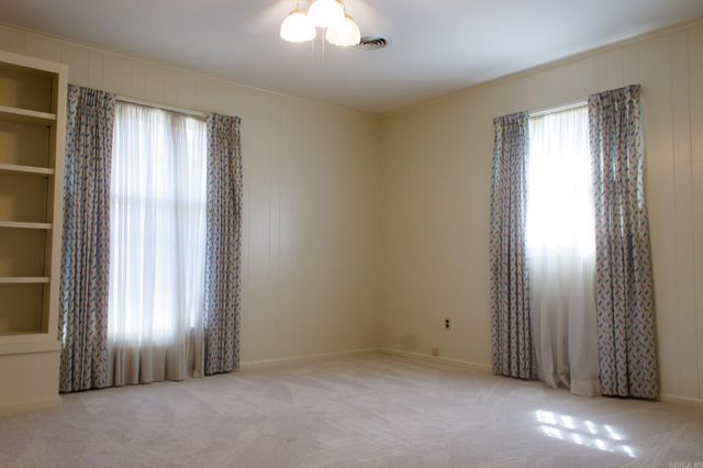 2104 Weidner Street, Stuttgart, AR 72160