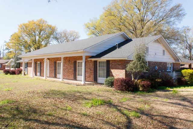 2104 Weidner Street, Stuttgart, AR 72160