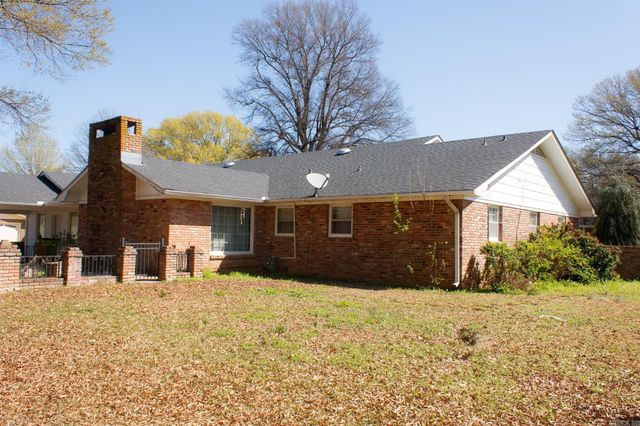 2104 Weidner Street, Stuttgart, AR 72160