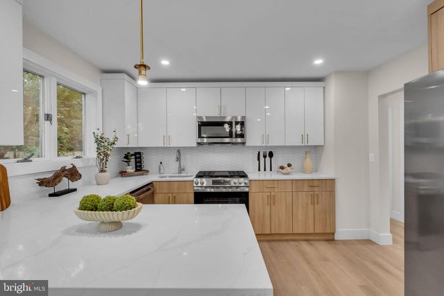 120 MOORE ST, Woodbury Heights, NJ 08097