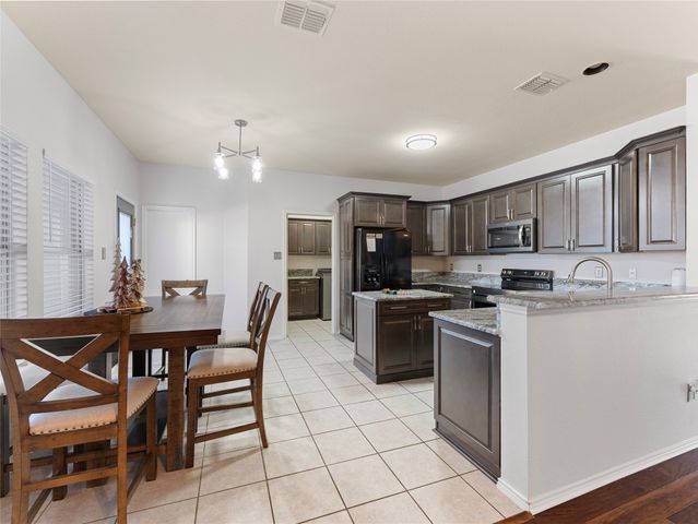 203 Stampede Street, Waxahachie, TX 75165