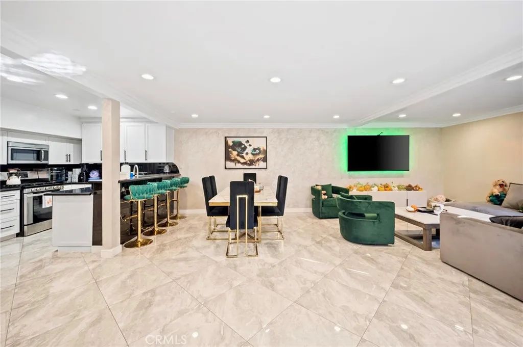 7924 Woodman Avenue 78, Panorama City, CA 91402