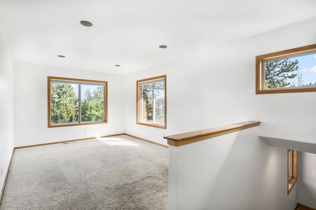 2863 NW Fairway Heights Drive, Bend, OR 97703