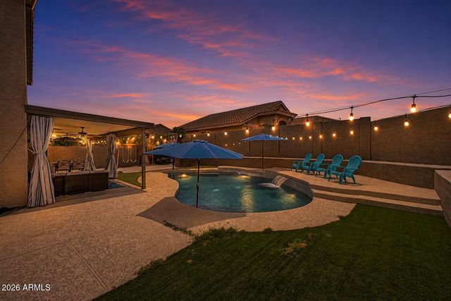 17418 N KIMBERLY Way, Surprise, AZ 85374