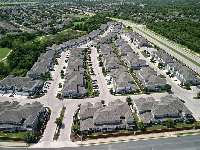 11312 Gadsen LN, Austin, TX 78754