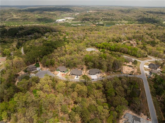 2 Glen Elgin Court, Bella Vista, AR 72715