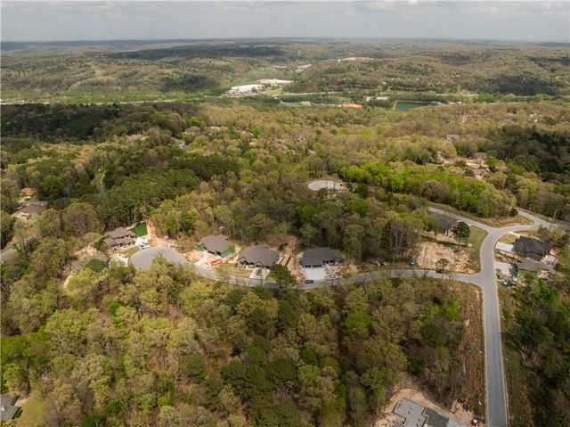 2 Glen Elgin Court, Bella Vista, AR 72715
