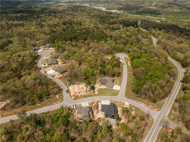 2 Glen Elgin Court, Bella Vista, AR 72715