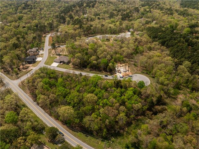 2 Glen Elgin Court, Bella Vista, AR 72715