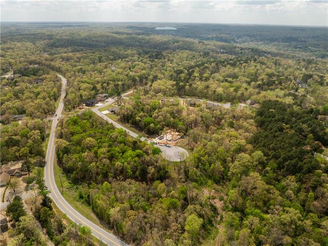 2 Glen Elgin Court, Bella Vista, AR 72715