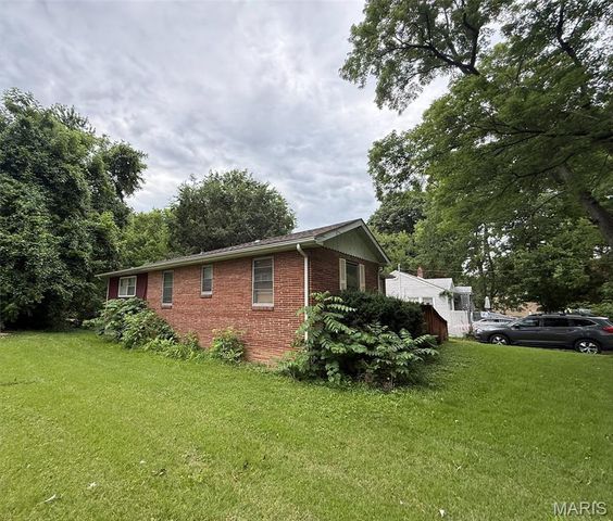 307 N 46th Street, Belleville, IL 62226