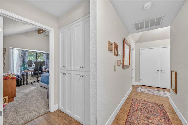 368 E Finch Court, Fresno, CA 93730