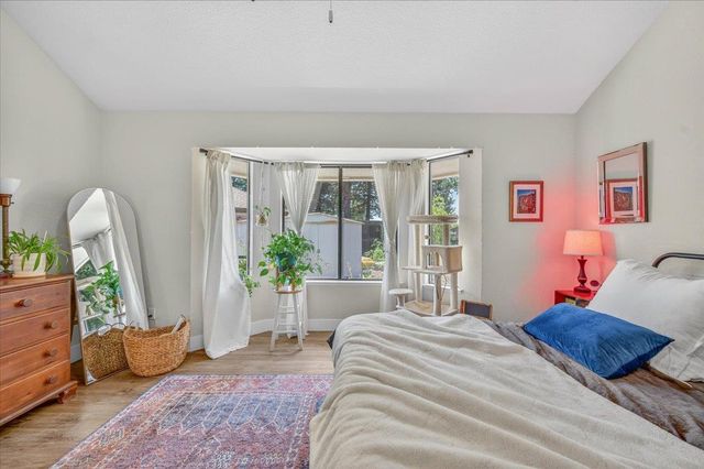 368 E Finch Court, Fresno, CA 93730