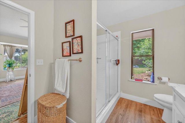 368 E Finch Court, Fresno, CA 93730