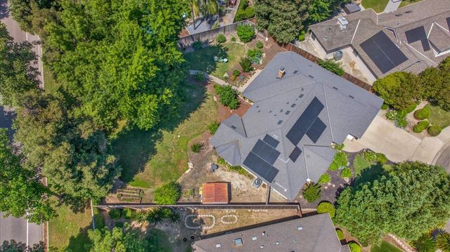 368 E Finch Court, Fresno, CA 93730