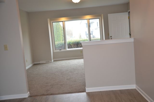 2547 N 4645th Road B, Somonauk, IL 60552