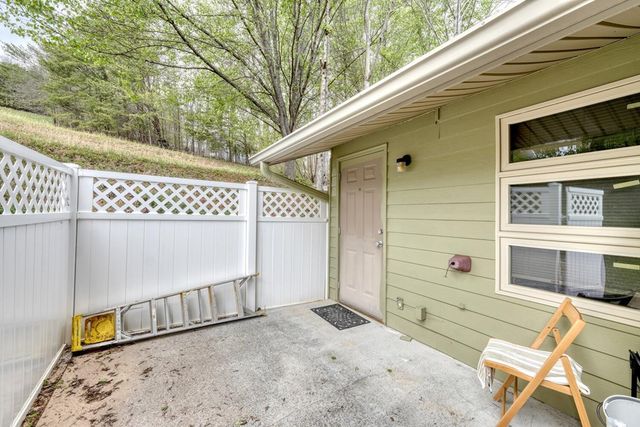 1729A Watercrest Way, Young Harris, GA 30546