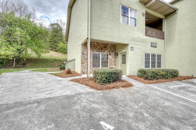 1729A Watercrest Way, Young Harris, GA 30546