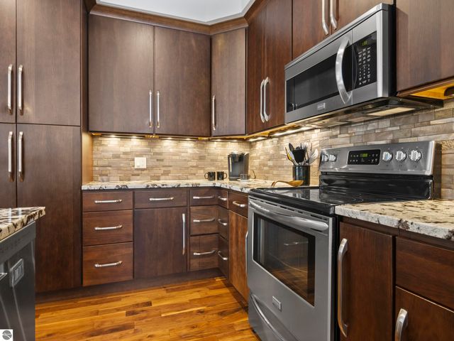 9873 Blue Moss Trail, Traverse City, MI 49685