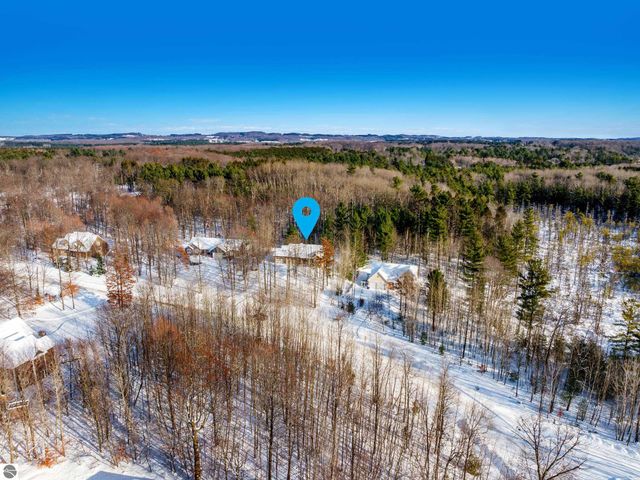 9873 Blue Moss Trail, Traverse City, MI 49685