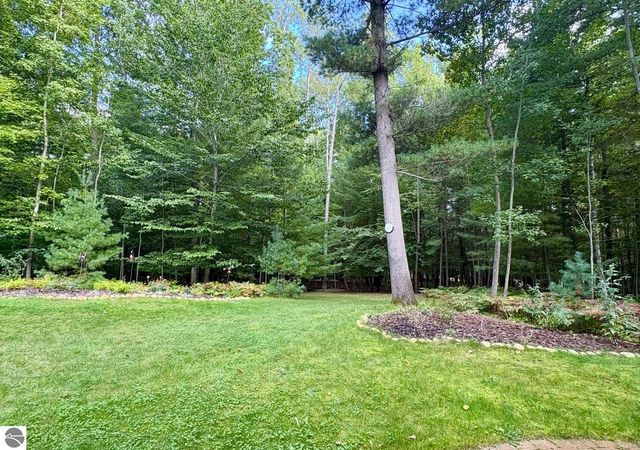 9873 Blue Moss Trail, Traverse City, MI 49685