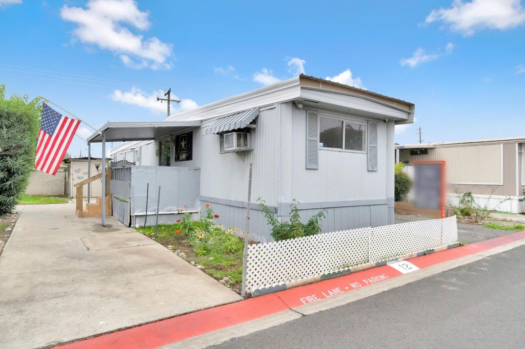 3550 N Duke Avenue # 12, Fresno, CA 93727