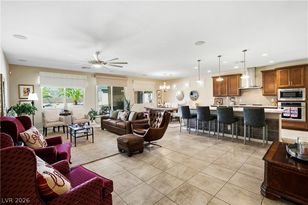 6217 Starflare Street, Las Vegas, NV 89148 — photo 2