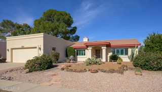 1061 N Paseo Iris, Green Valley, AZ 85614