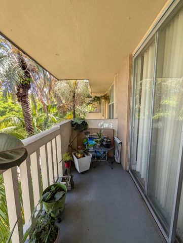 1800 Sans Souci Boulevard 424, North Miami, FL 33181