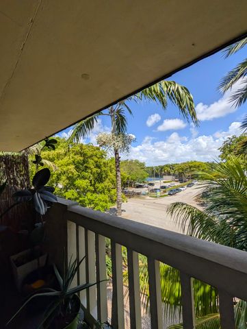 1800 Sans Souci Boulevard 424, North Miami, FL 33181