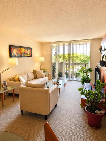 1800 Sans Souci Boulevard 424, North Miami, FL 33181