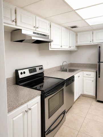 1800 Sans Souci Boulevard 424, North Miami, FL 33181