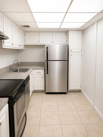 1800 Sans Souci Boulevard 424, North Miami, FL 33181