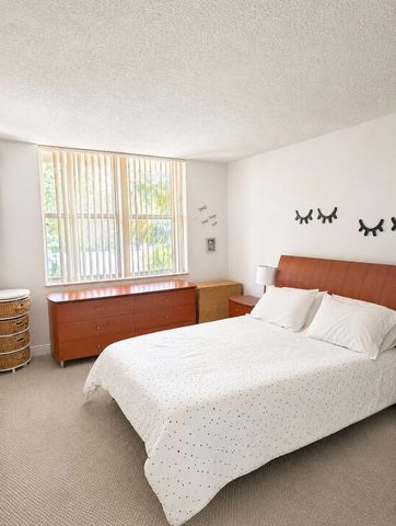 1800 Sans Souci Boulevard 424, North Miami, FL 33181