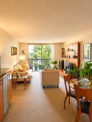 1800 Sans Souci Boulevard 424, North Miami, FL 33181