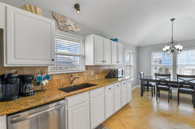 21531 Zachary Drive, Galveston, TX 77554