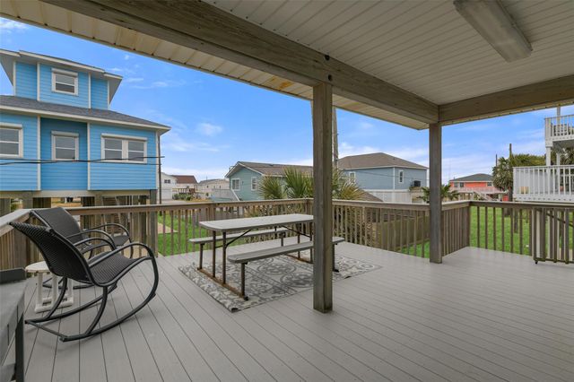 21531 Zachary Drive, Galveston, TX 77554