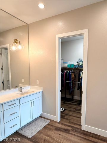2527 Strathmill Avenue, Henderson, NV 89044