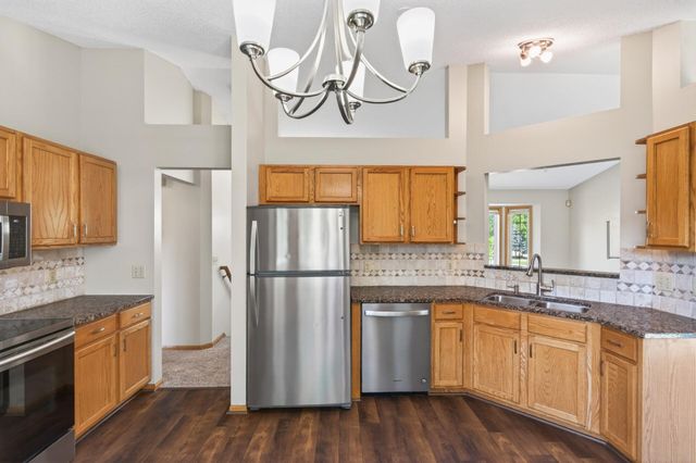 14435 Alabama Avenue S, Savage, MN 55378